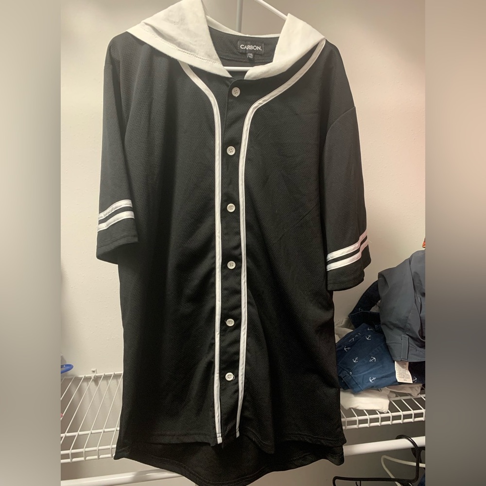 Men’s size 2XL carbon brand button down, hooded baseball style jersey shirt.